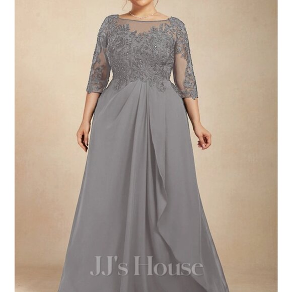 Formal Dress - Picture 1 of 5